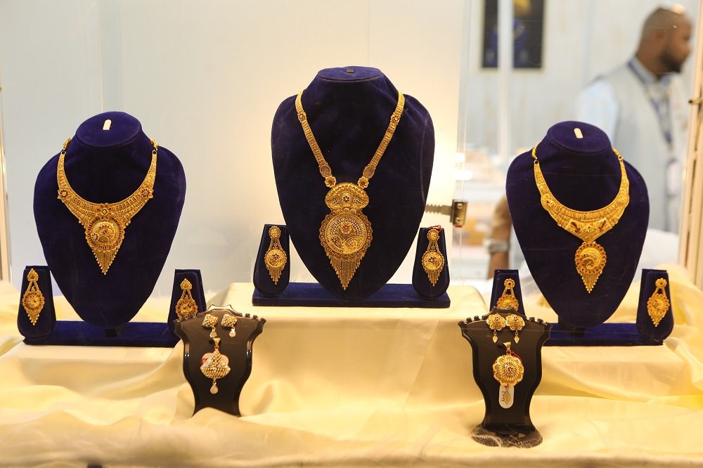 gold necklace latest design Rani har sone ka