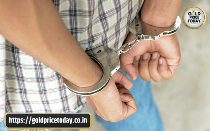 Dehradun Reliance jewellery showroom loot news